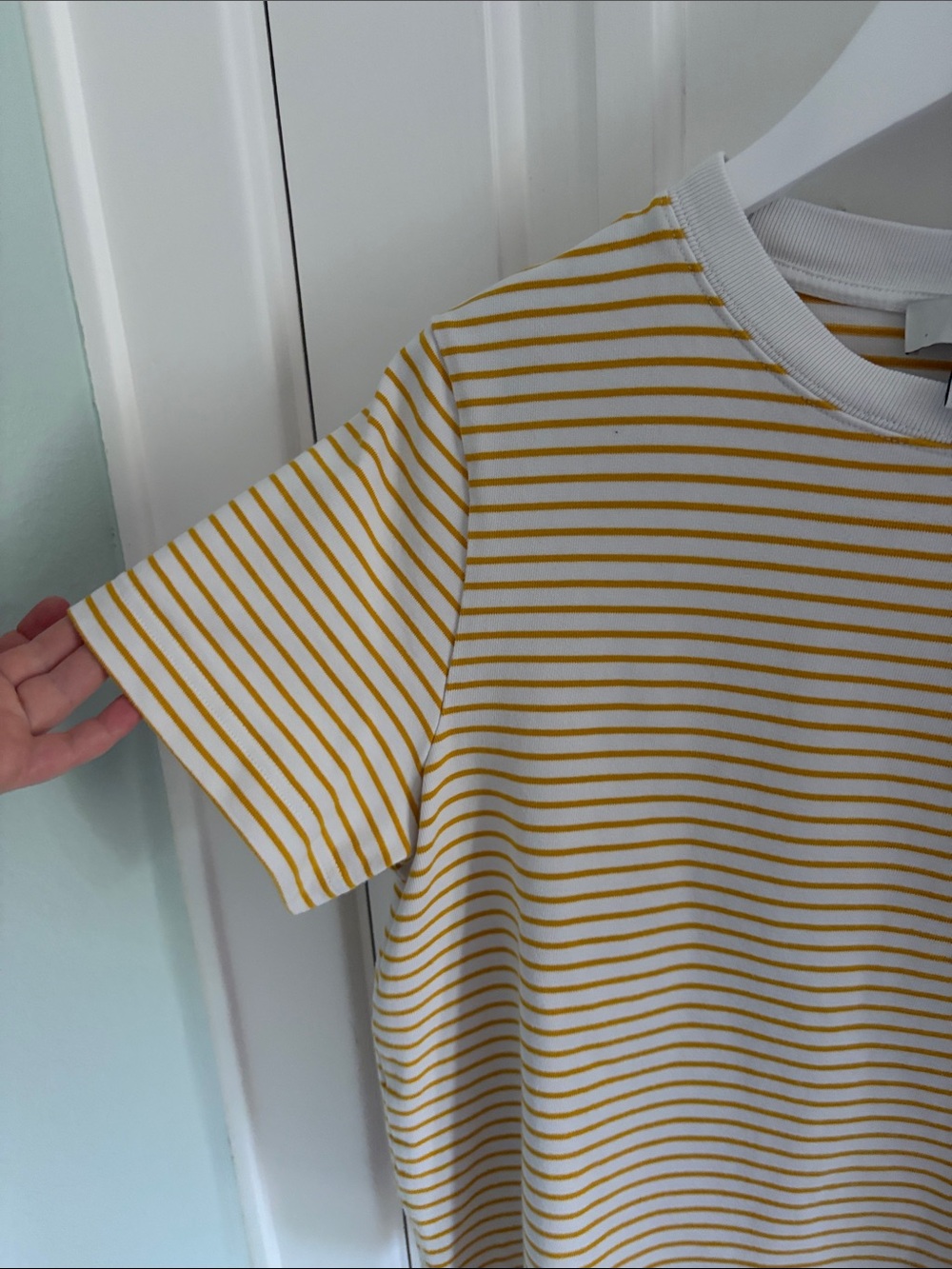 COS • Yellow and White Heavyweight Cotton Tee (Size L) - Picture 3 of 8